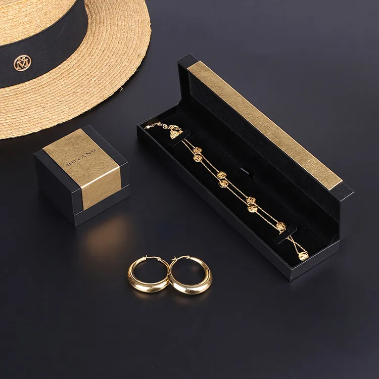 Boyang OEM ODM Luxury Cardboard Paper Jewelry Packaging Boxes Gold Bangle Bracelet Box