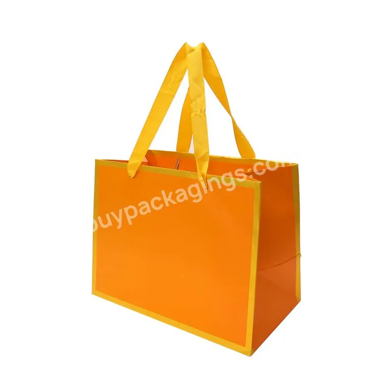 Delicate Portable Simple Style Holiday Gifts Paper Bag Packaging With Custom Print Logo