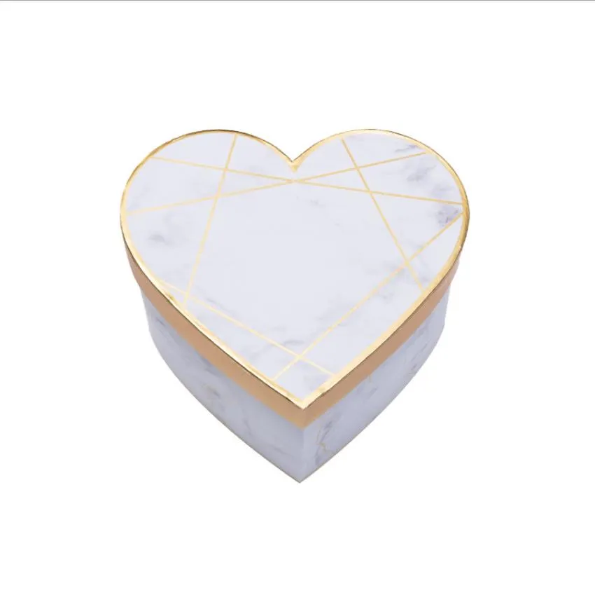 Heart shaped boxes for roses or heart shaped boxes for chocolate packing