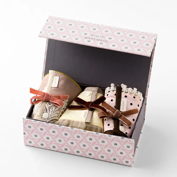 custom packaging newborn baby clothes gift box