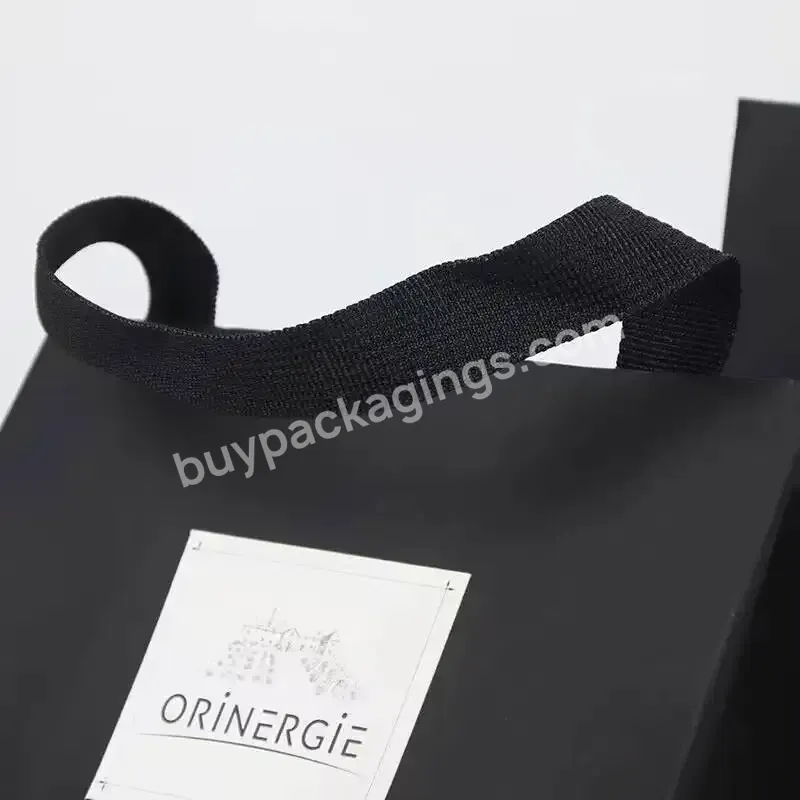 High Quality Customized Batch Environmentally Friendly Recyclable Black Gift Packaging Paper Bags - Buy Custom Logo Cloth Shopping Kraft Paper Bag,Wholesale Custom Gold Foil Shoes Product Bag Packaging,Manufacture Luxury Cosmetic Jewelry Paper Bag.