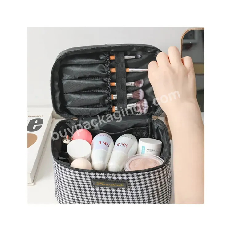 Sim-party New Stock Black White Makeup Storage Houndstooth Fabric Embroidery Cosmetic Bag For Women - Buy Fabric Folding Cosmetic Bag,Embroidery Cosmetic Bag,Hot Sell Houndstooth Toiletry Bag.