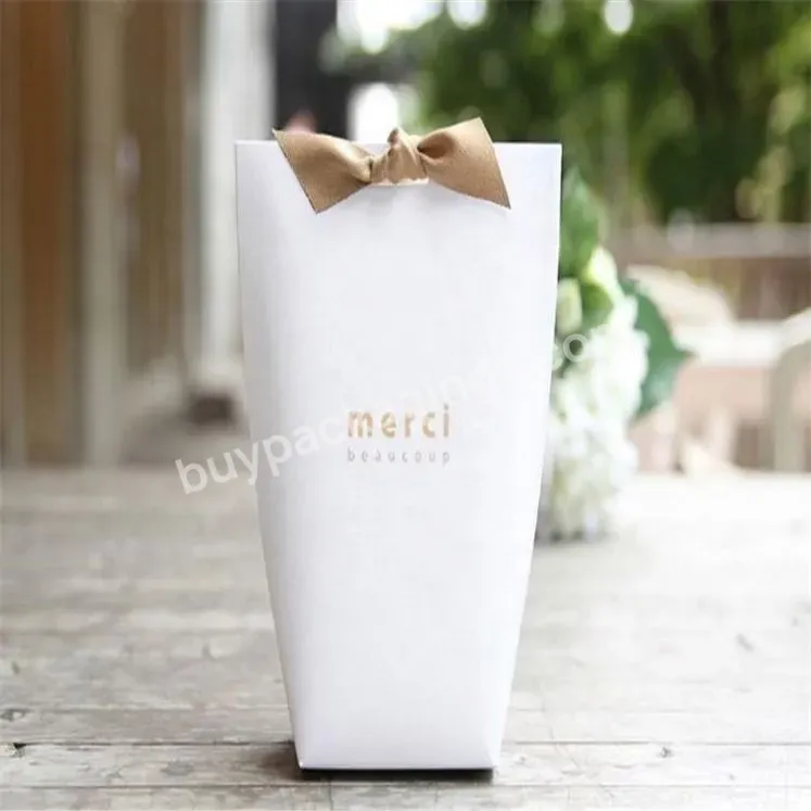 Wholesale High Quality Promotion Eco Friendly Custom Logo Printing Small Candy Cake Gift Merci Paper Bags