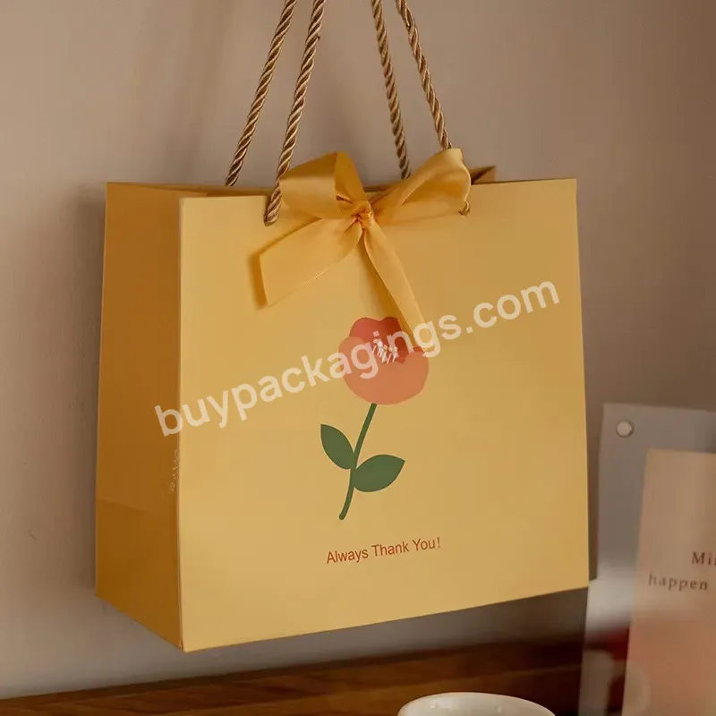 Wholesale Low Moq Yellow Flower Creative Kraft Paper Bag With Handle Custom Printed Shopping Paper Bags With Your Own Logo