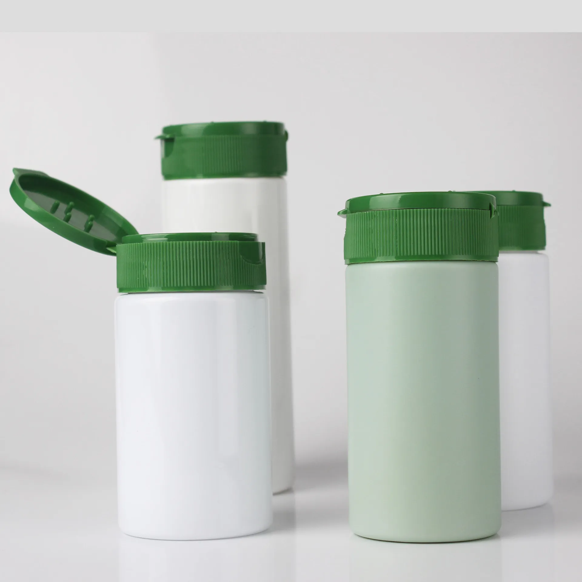 200cc  Cheap Price White Green Color Bottle with hole Powder Can Pepper Bottle PET Plastic Jar