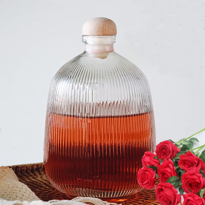 500ml 1500ml Round Shape Glass Fruit Wine Bottle With Wooden Cork Wholesale