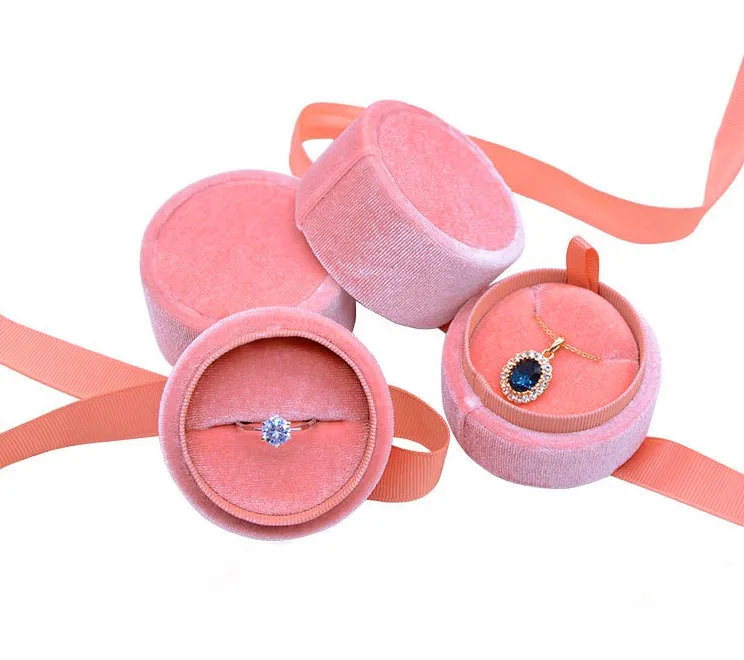 Bespoke Design Pink Romantic Beautiful Round Velour Jewelry Gift Box with Same Color Ribbon