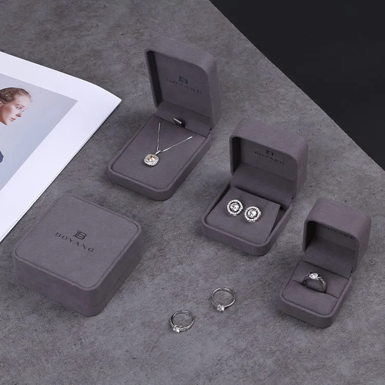 Boyang Custom Logo Luxury Small Jewelry Gifts Boxes Earing Velvet Box for Wedding Jewelry Box