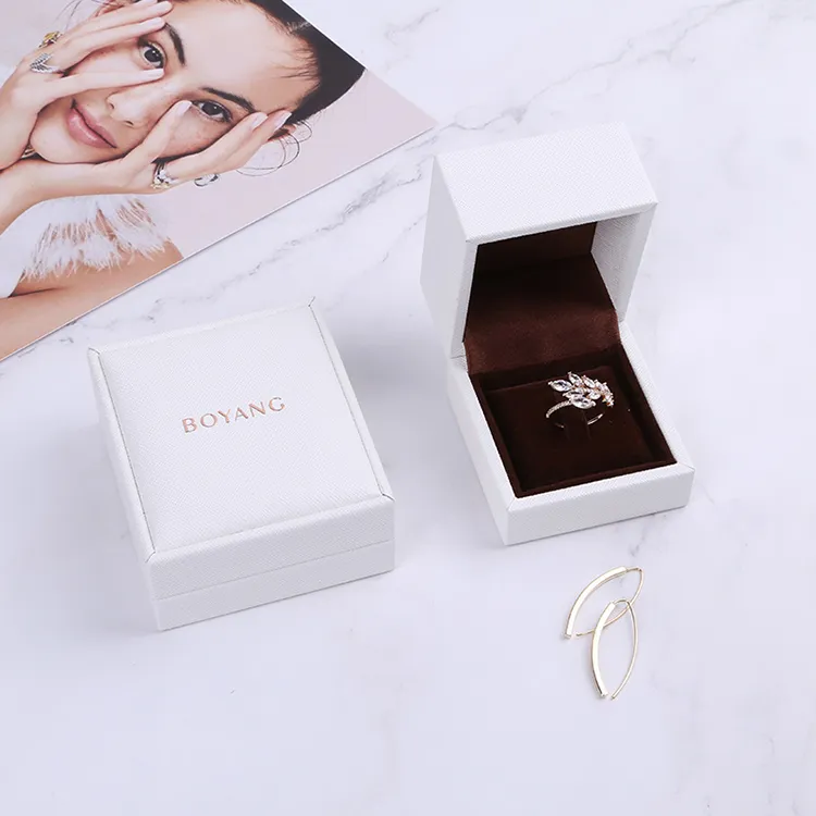 Boyang Custom Luxury White Jewelry Gift Boxes PU Leather Wedding Ring Packing Boxes