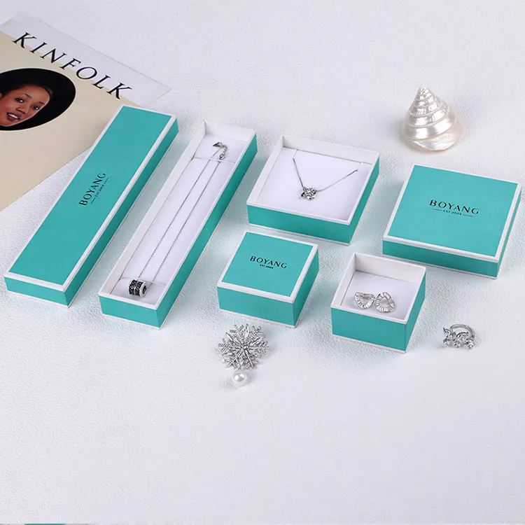 Boyang OEM Wholesale Luxury Green Pendant Necklace Jewelry Packaging Gift Box with Paper Bag