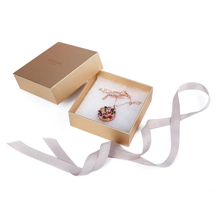 Custom Brand Logo Luxury jewelry box paper ring box package made in China