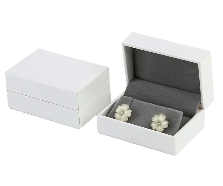 Custom Logo Printed Fabulous Leather Paper Jewelry Earring Box White Jewelry Box Packaging