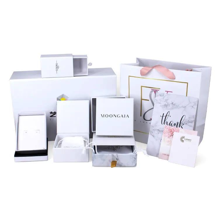 Custom luxury white Gift Box Earrings or Necklace packaging Jewelry Box with bag