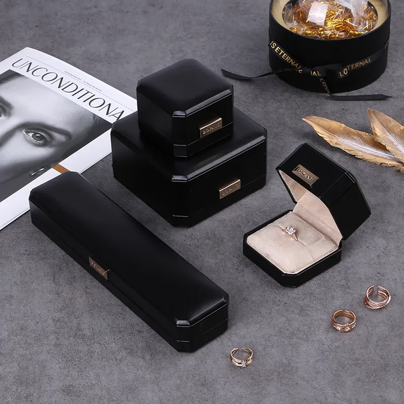 Factory Custom Logo Luxury New Design Gift Storage Packaging Pendant Matte Black Ring Chain Necklace Box