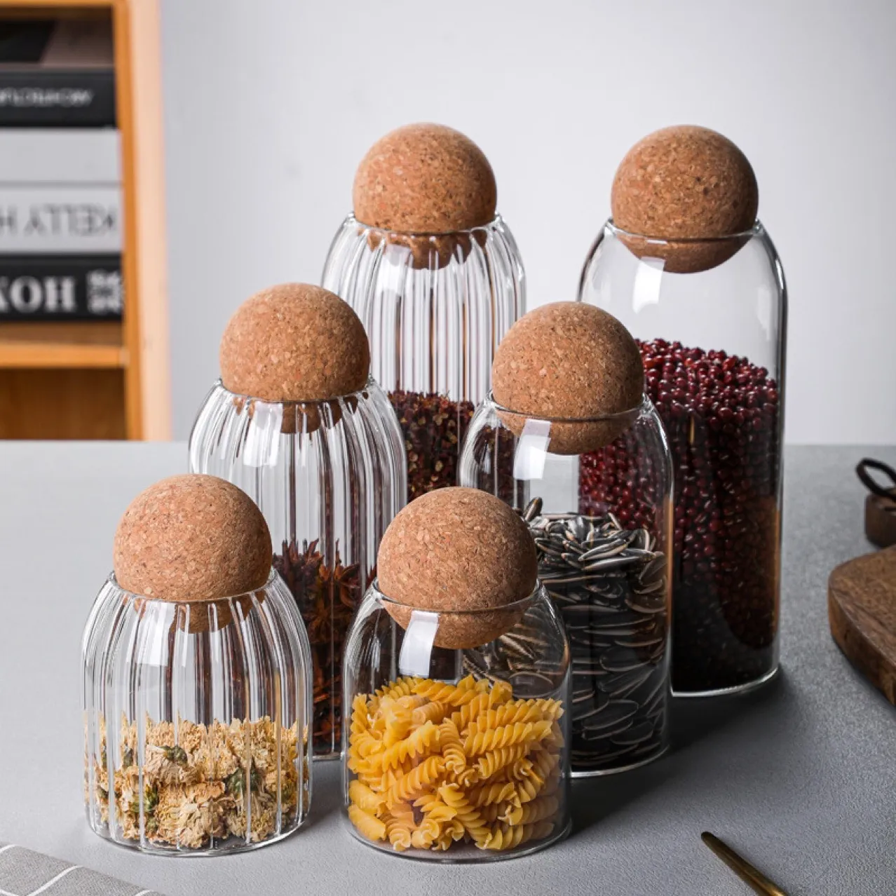 High borosilicate storage jar household multi-purpose type glass storage bottle tea jar stripe glass ball lid jar