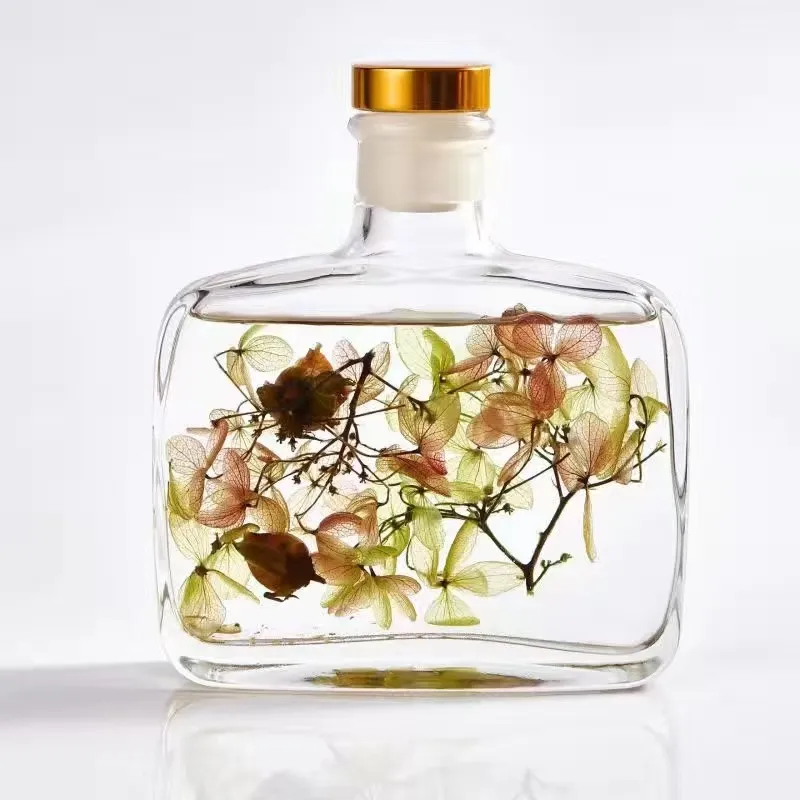 High Quality 100ml Glass Perfume Hanging Car Diffuser Bottle Aromatherapy Bottles