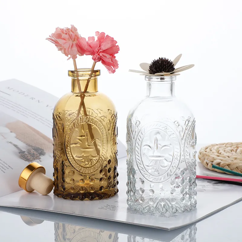 High Quality Transparent Embossed Aromatherapy Small Diameter Home Decoration Glass Fragrance Bottles