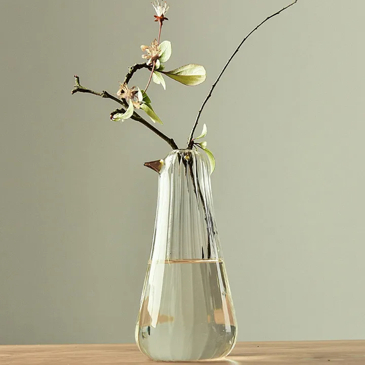 Hot Sale Cheap Price Simple Design Decorations Transparent Stripe Flowers Fine Mouth Glass Material Plant Vase