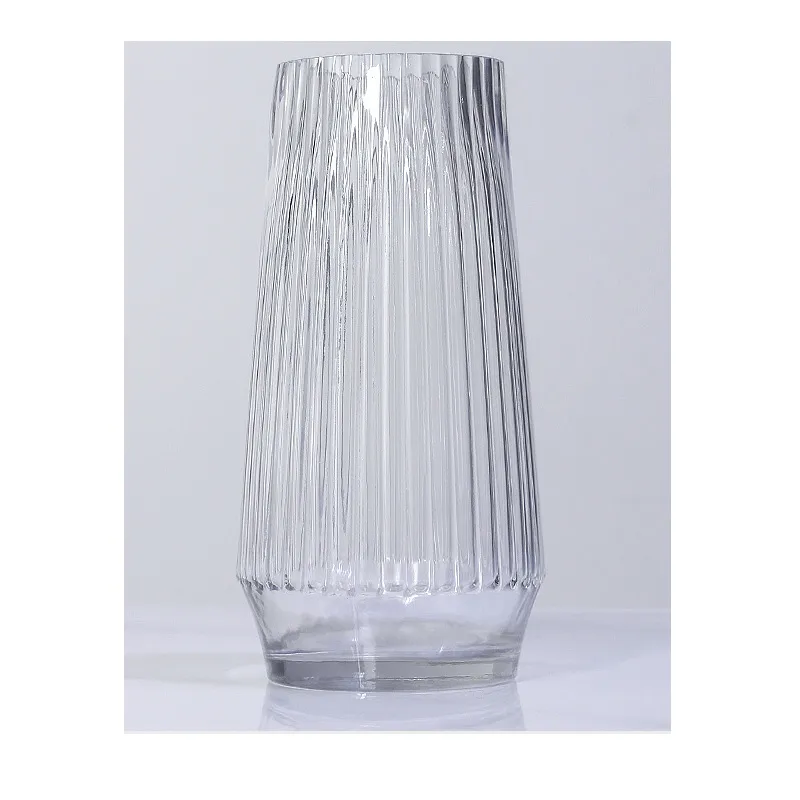 Hot Sale Factory Direct Selling Transparency Texture Flower Bottle Modern Style Decorative Glass Vase