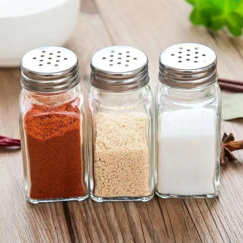 Hot Sale Popular Empty Square Glass Storage Container Herb Spice Bottles Pepper Glass Spice Jar With Shaker Lids