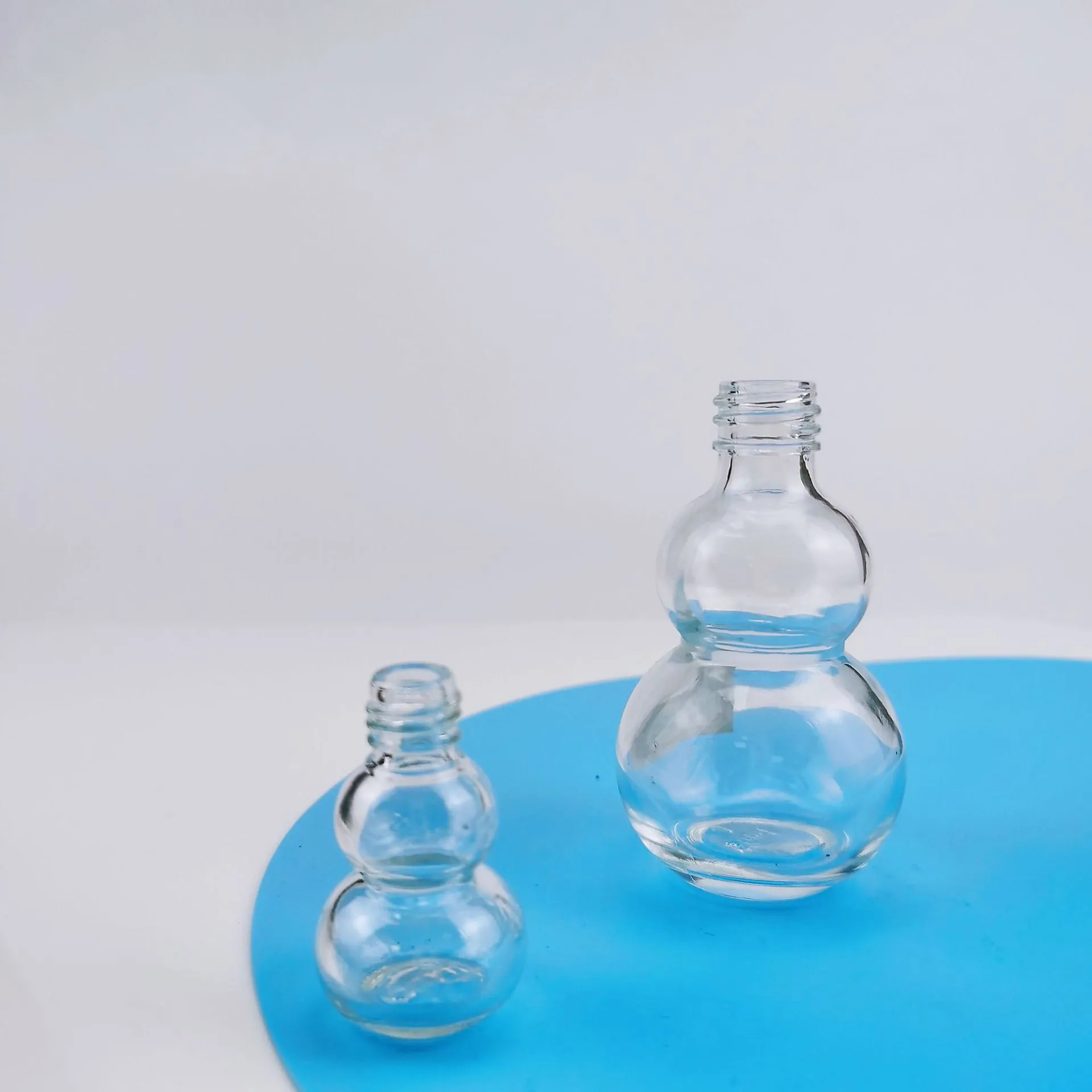 Hot Sale Transparent Double Gourd 8ml 30ml 50ml Customized Logo Essential Oil Glass Bottle