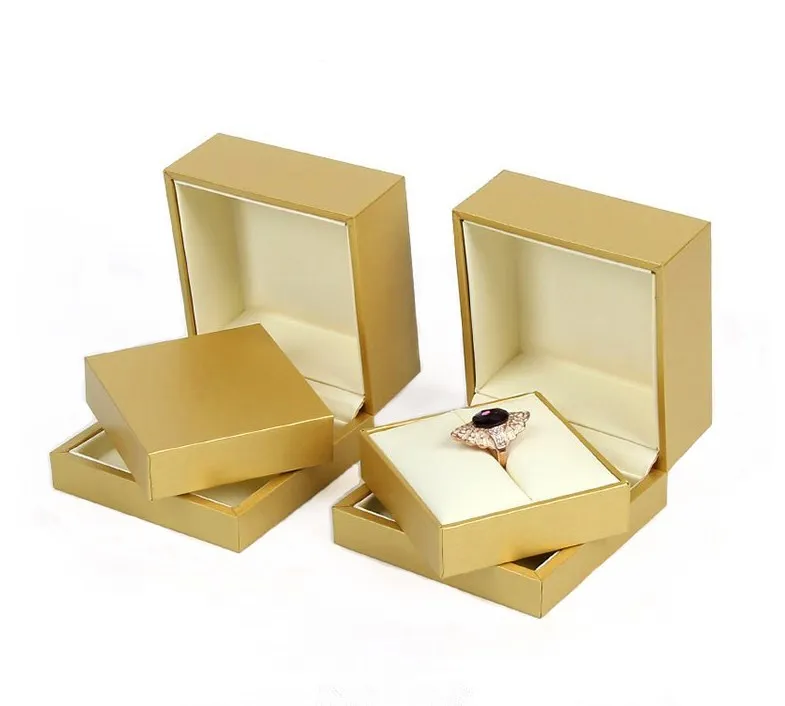 Luxury Gold Leatherette Paper Jewelry Display Rings Holder Jewelry Box with Custom Logo