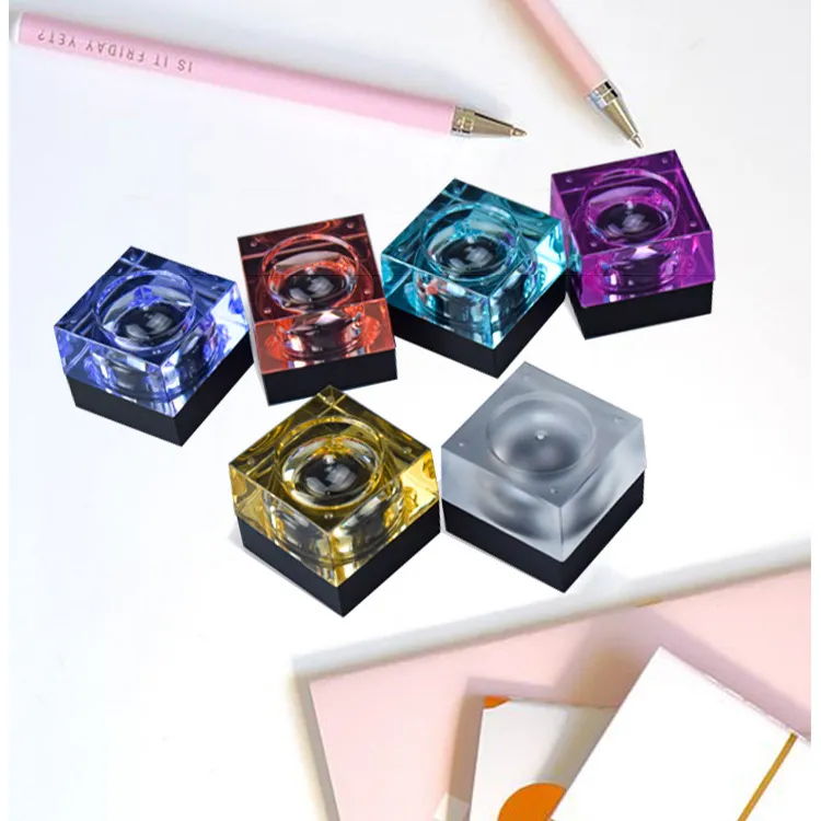 Manufacture Supplier 5g Nail Polish Square Shape Cheap Price  Multiple Color Lipstick Bottle Plastic Jar