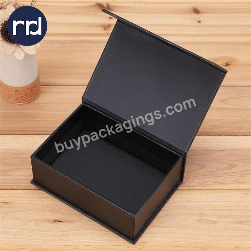 RR Donnelley Excellent Wholesale Custom Logo Black Cardboard Paper Foldable Magnet Lid Chocolates Packaging Valentine Gift Box