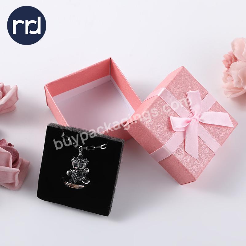 RR Donnelley Factory Design Custom Printed Logo Cardboard Package Luxury Jewelry Packaging Wedding Favor Sweet Square Gift Box