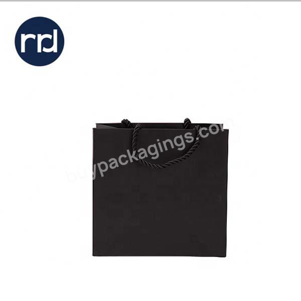 RR Donnelley High Standard Wholesale Black Extra-fine Paper Gift Bag with Handle