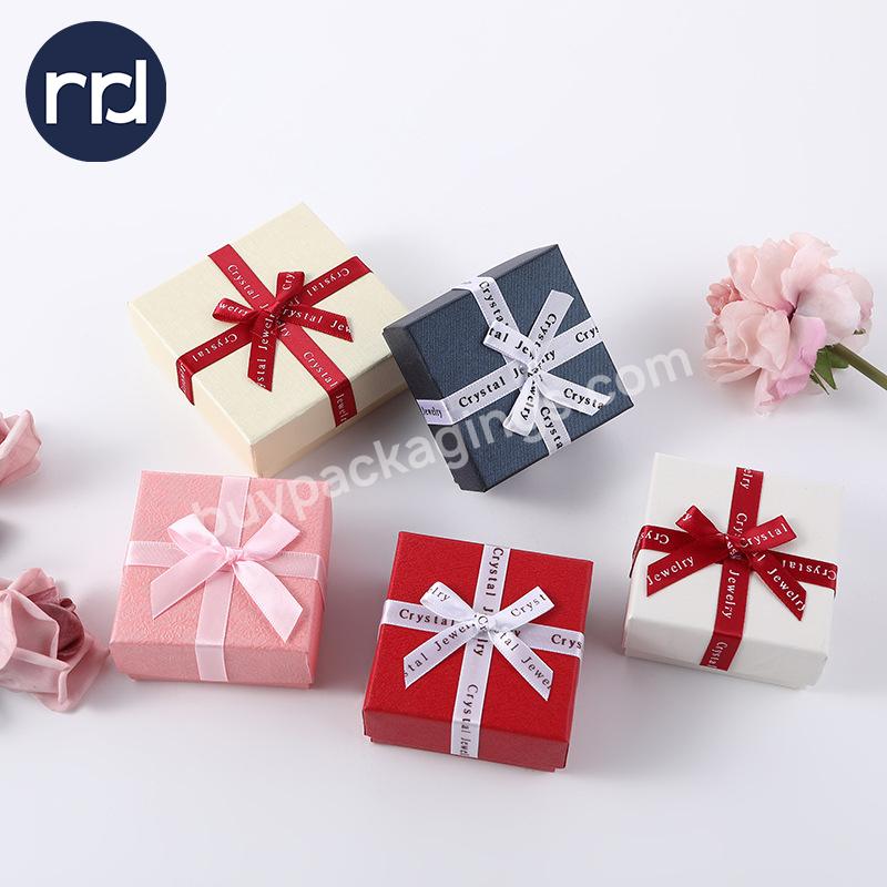 RR Donnelley Wholesale Custom Eco Friendly Coated Paper Luxury Chocolate Christmas Flower Square Jewelry Gift Box with Ribbon