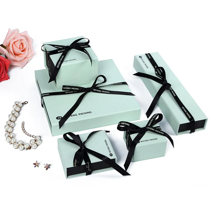 Wholesale Custom High Quality Factory Trendy Paper Packaging Display Box Jewelry