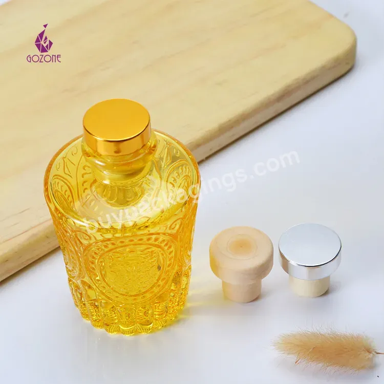 150ml230ml Luxury Glass Car Perfume Bottle Crown Aromatherapy Container Decoration Air Freshener Diffuser Bottle