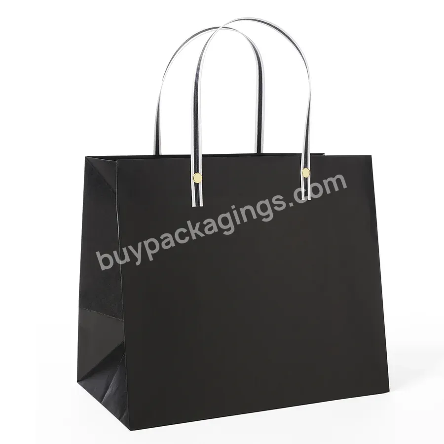 2022 New Style Paper Bags Hot Sale Clothing Shopping Paper Bag Print Paper Bag Distributor