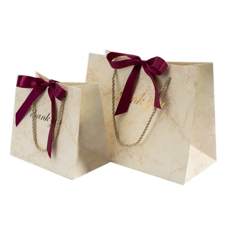 2023 new design Christmas gift Custom Printed Eco friendly Wedding Birthday Gift Paper Bag with ribbon