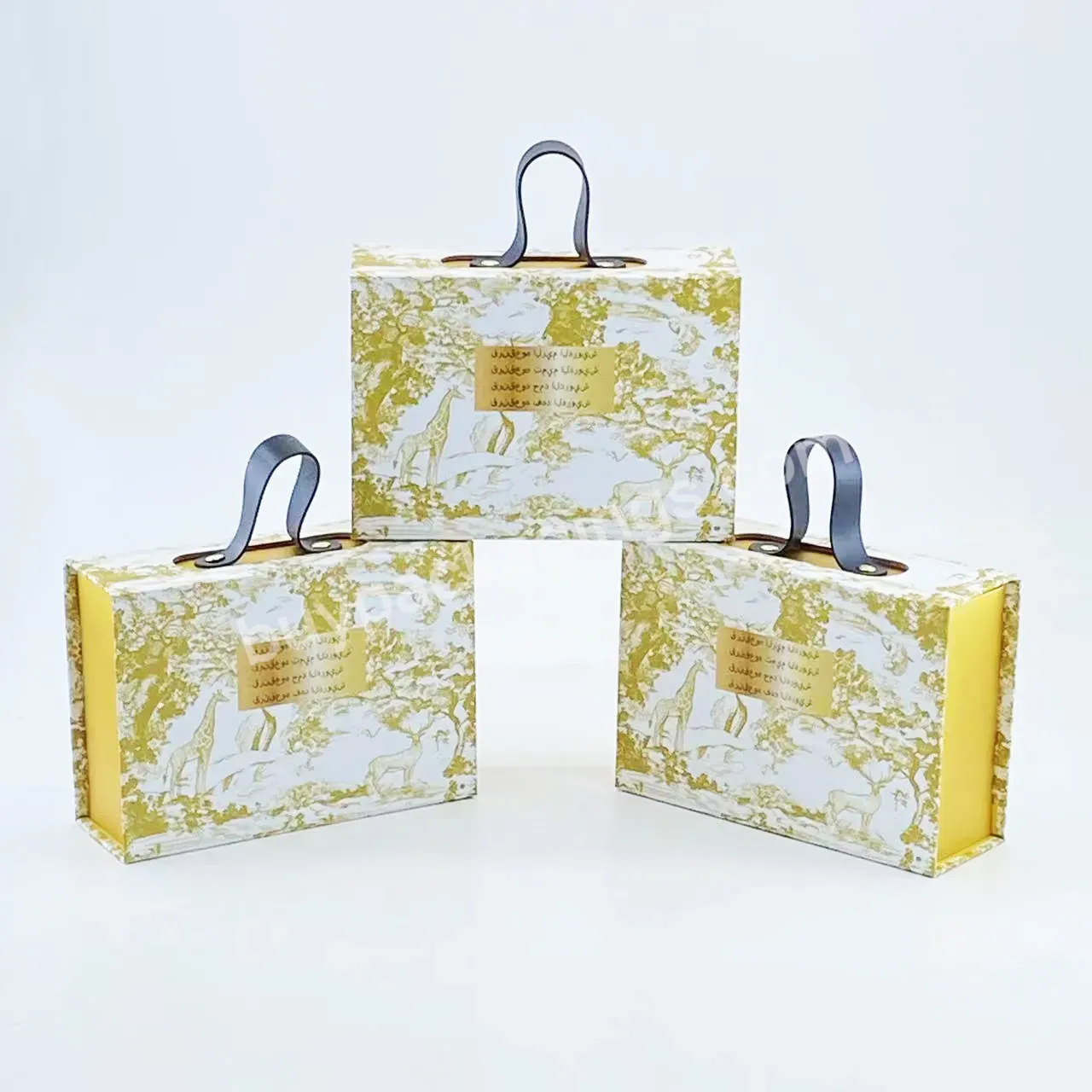 Custom Arab Islam Muslim Wedding Folding Gift Box Magnetic Cardboard Box With Leather Handle Clothing Shoes Candy Packaging Box