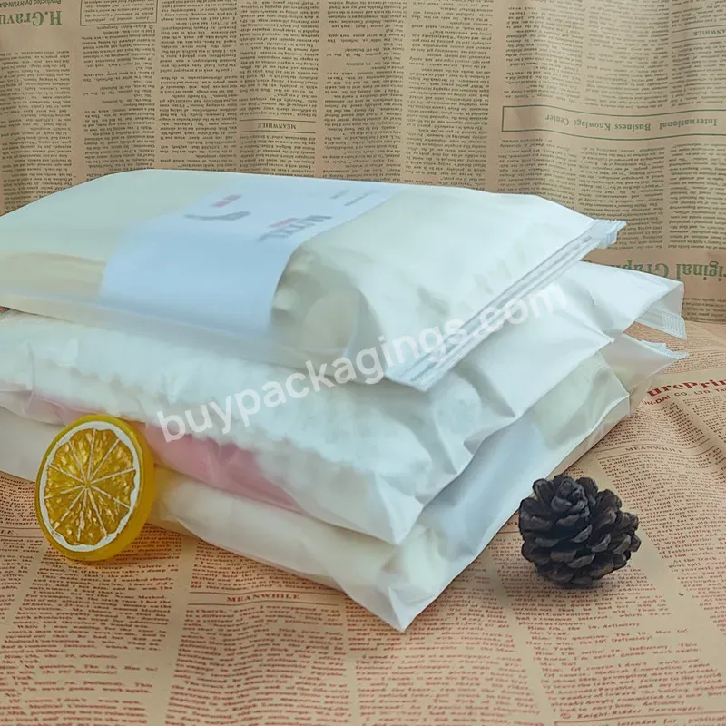 Custom Cheap Thickened Transparent Waterproof Zipper Bag For Clothing