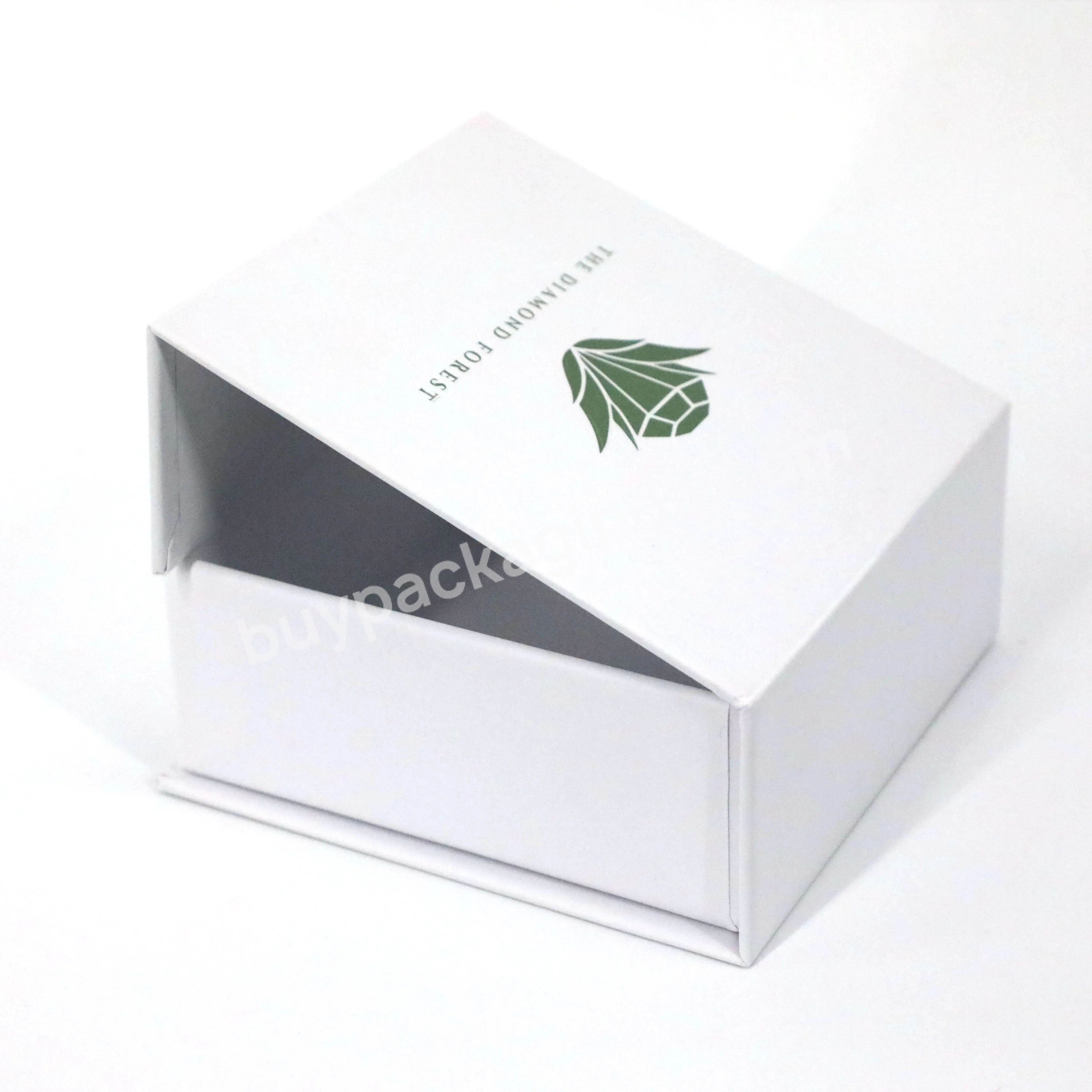 Custom Logo Luxury Matte Rigid White Gift Box Magnetic Product Closure Cardboard Paper Box Folding Box With Lid