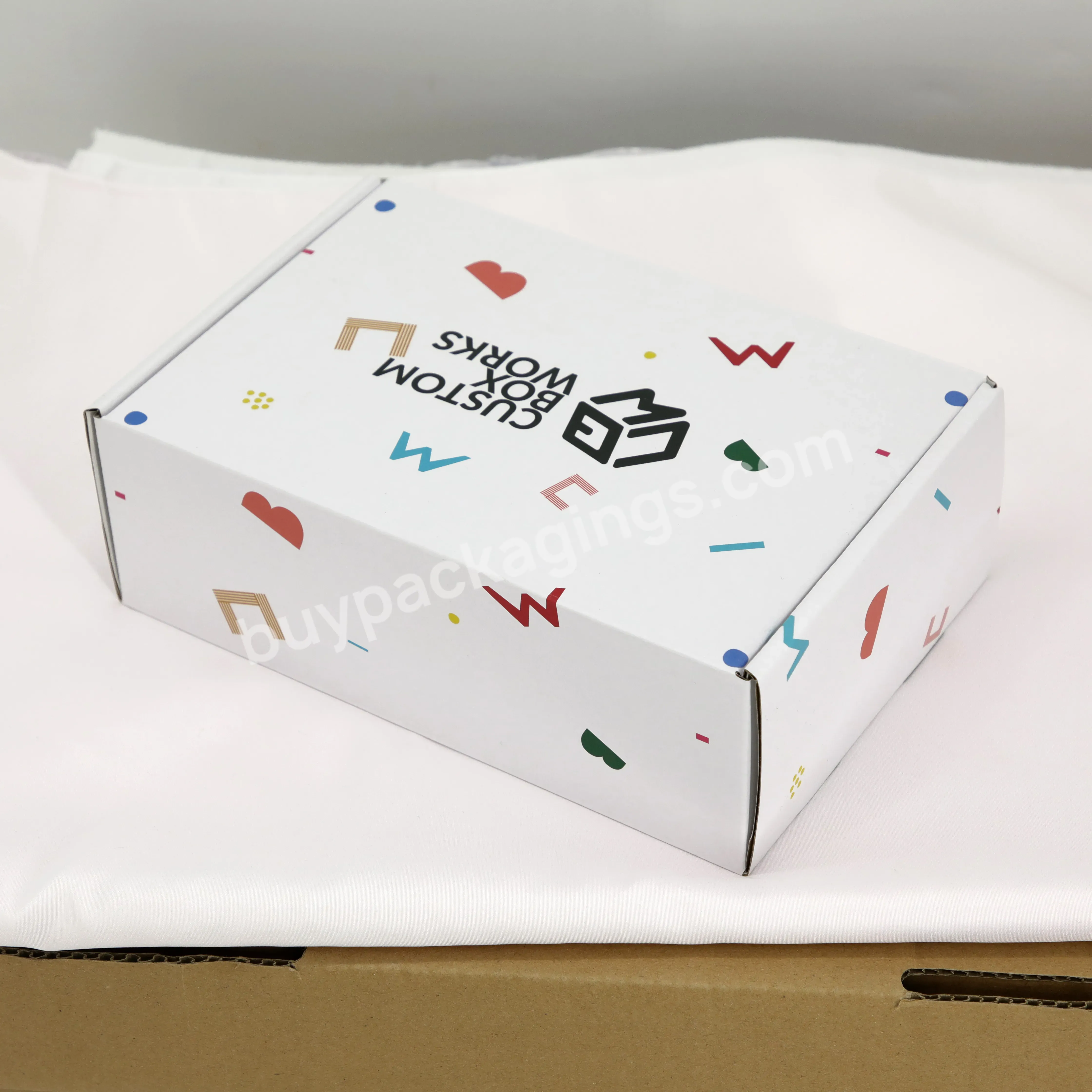 Custom Logo Mailer Box + Tissue Paper + Paper Sticker High Quality Mailer Box Packaging For Product Shipping
