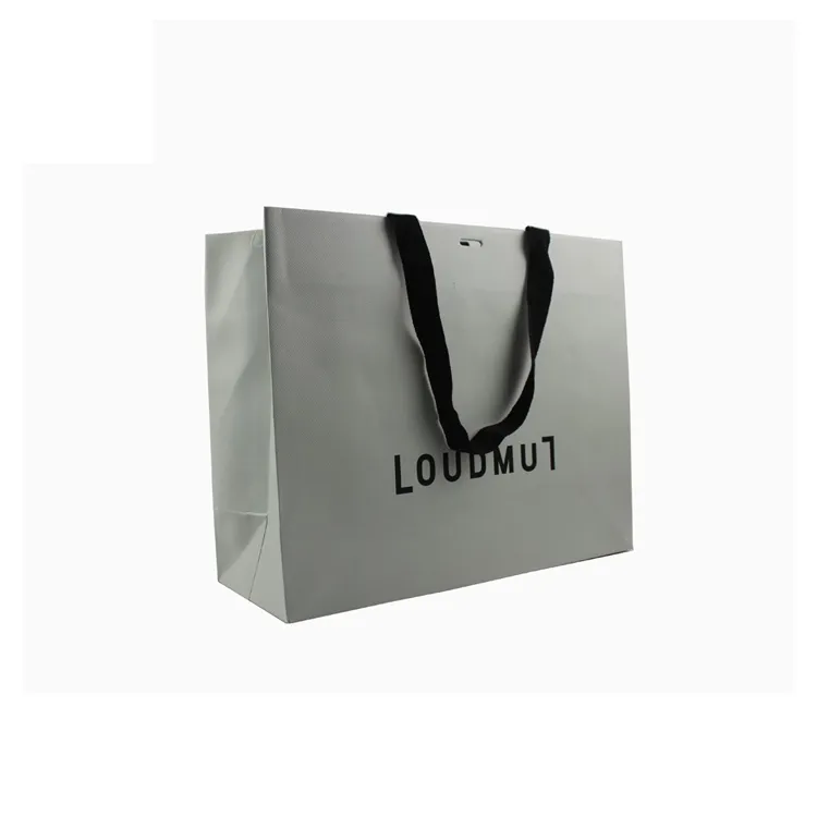 custom luxury black Clothes store retail paper carry bags boutique shopping paper bags with your own logo