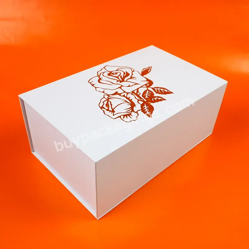 Custom Luxury White Magnet Flap Clothing Paper Box