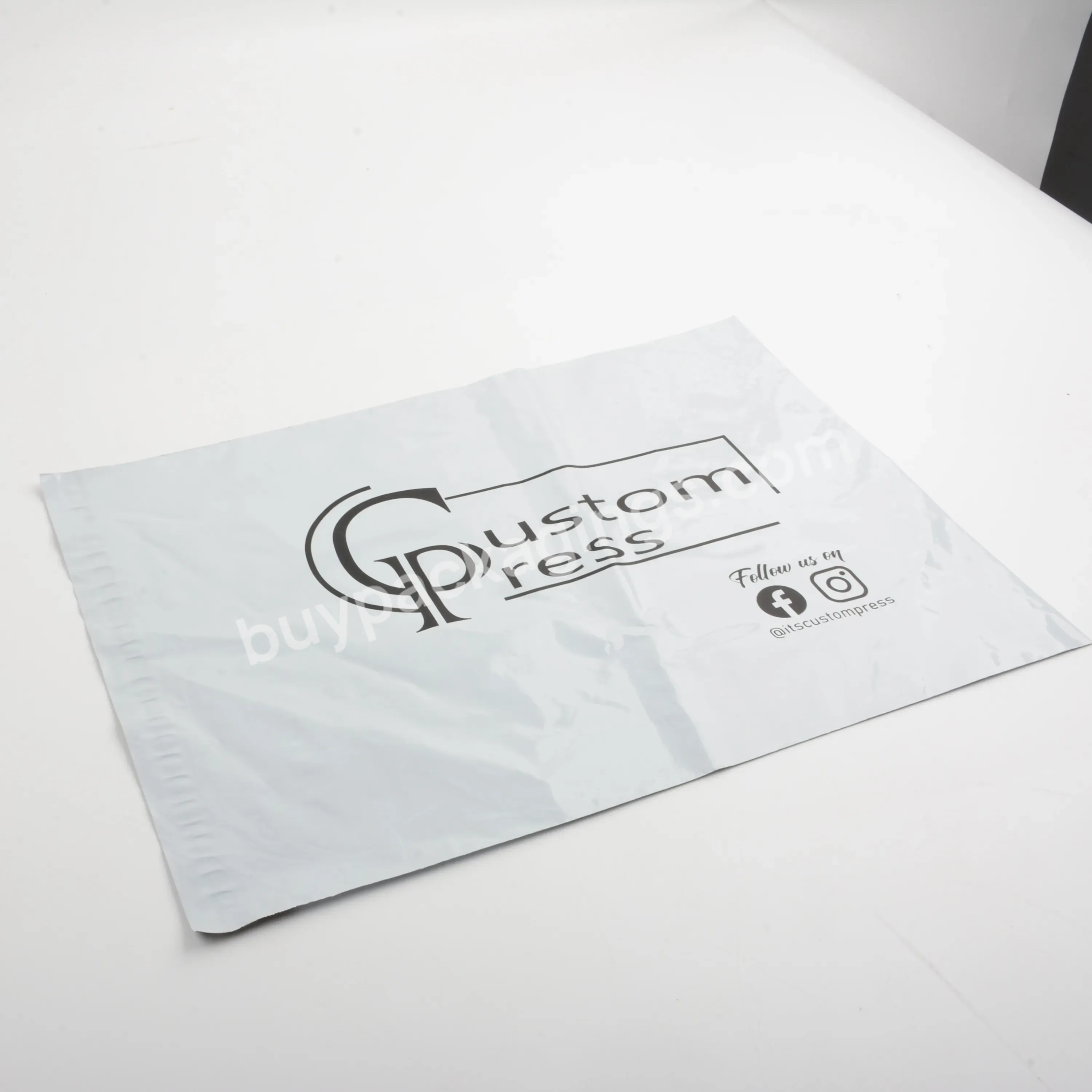 Custom Printed Private Logo Black Self-adhesive Clothing Bag Polyethylene Mail Plastic Bag