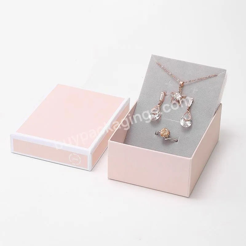 Custom wholesale luxury gift packing ring paper small jewellery box for paper bag shipping