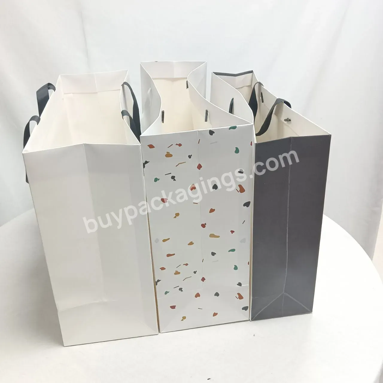 Customized Printed With Logo Wholesale Silk Ribbon White Tote Paper Bag Eco-friendly Handbag For Shopping