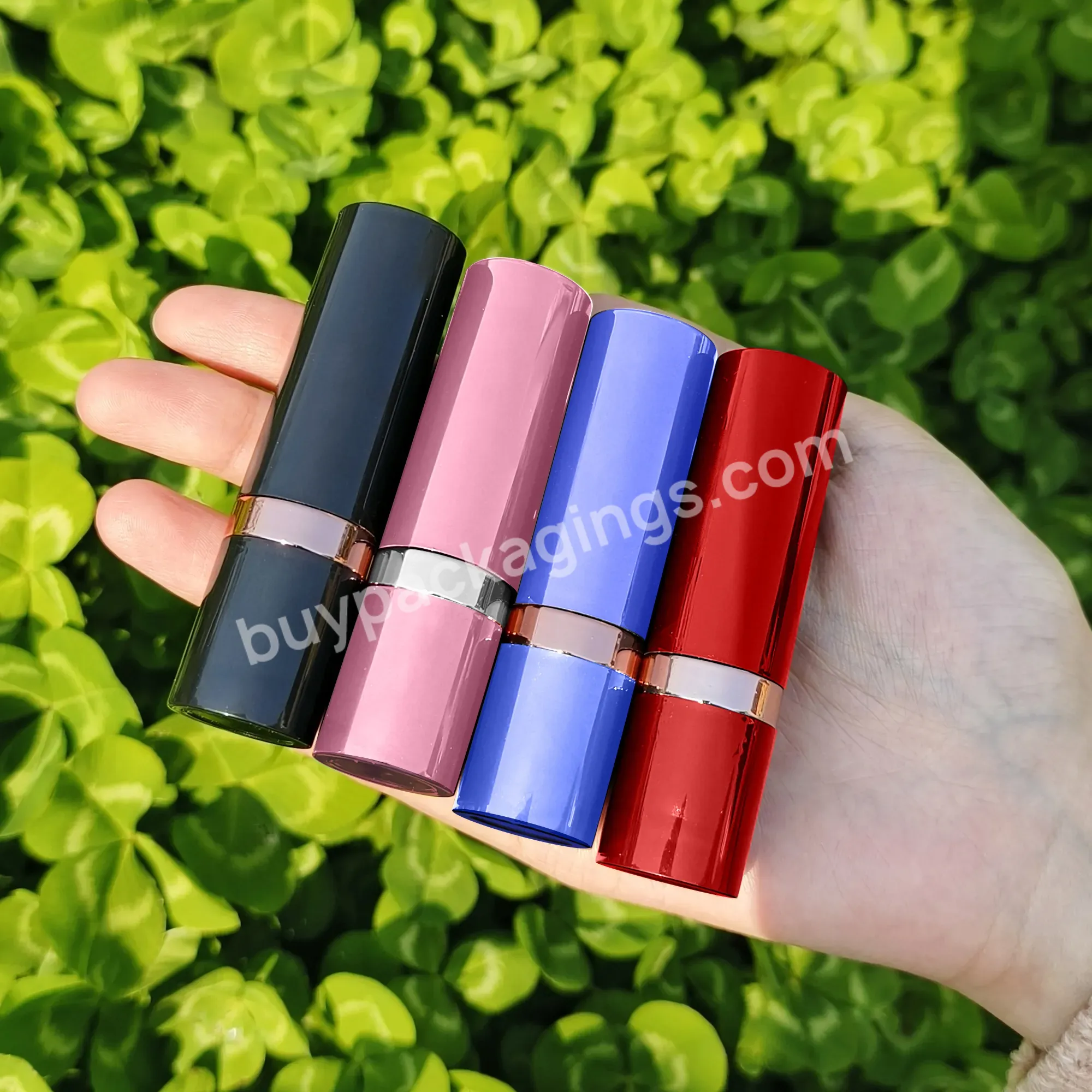 Fashion Container Hot Sale Classic Luxury Black Empty Lipstick Tube Round Cosmetic Plastic Packaging Custom