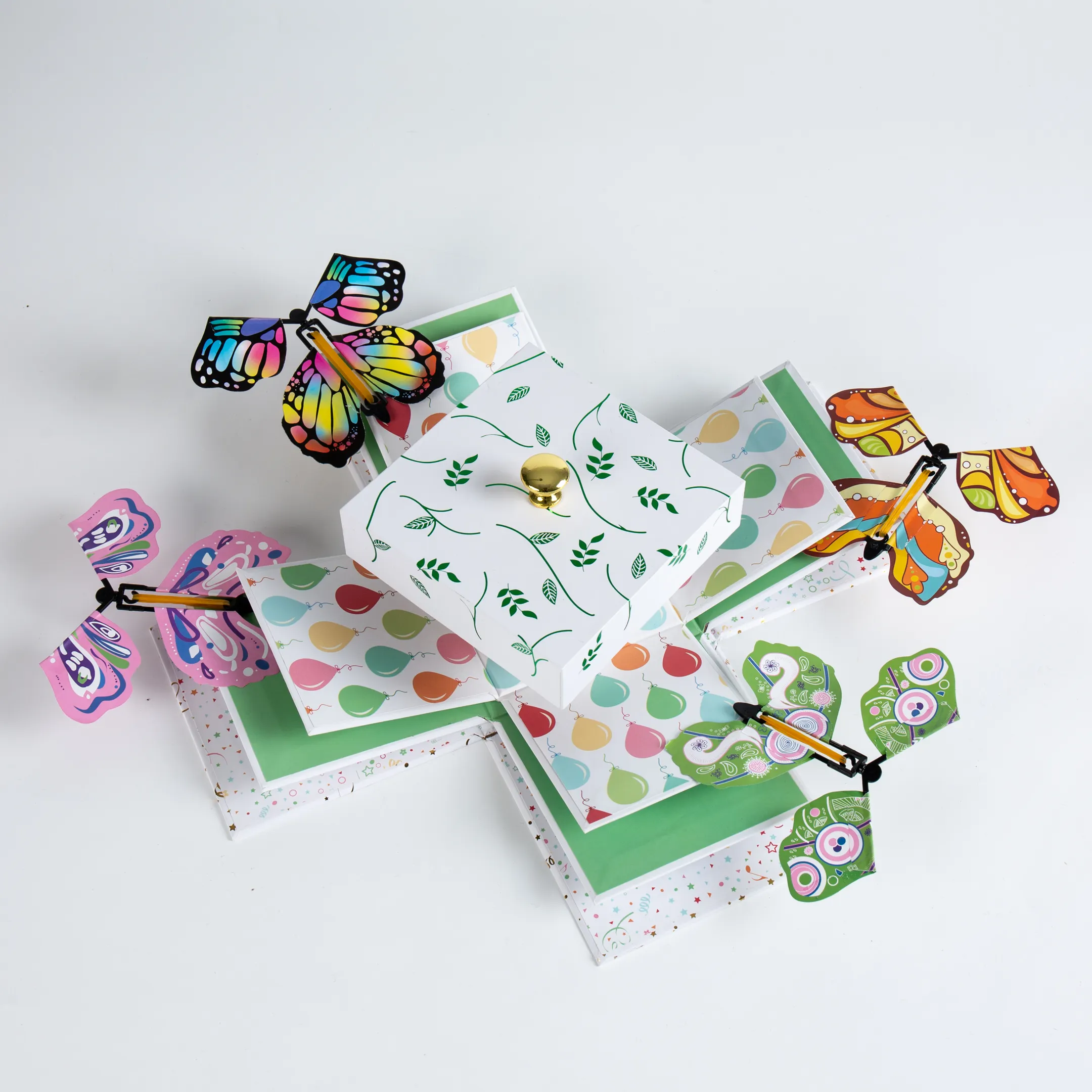 Great surprise gift wind up butterfly surprise gift box flying butterfly for wedding and birthday gifts