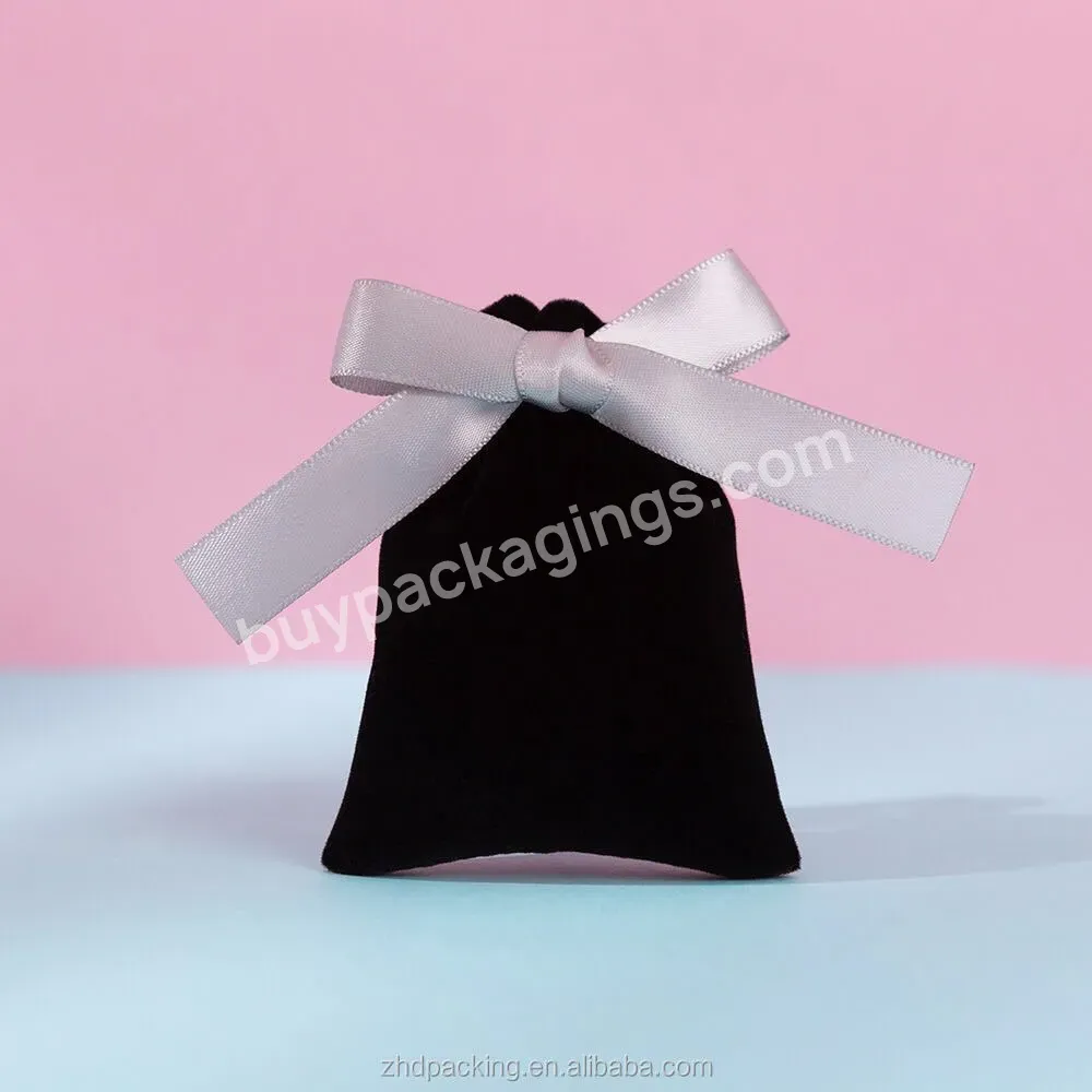 Hot Sale Velvet Makeup Bag Velvet Packaging Bag Velvet Packaging Bags For Make Up - Buy Velvet Packaging Bag,Velvet Packaging Bags For Make Up,Velvet Makeup Bag.