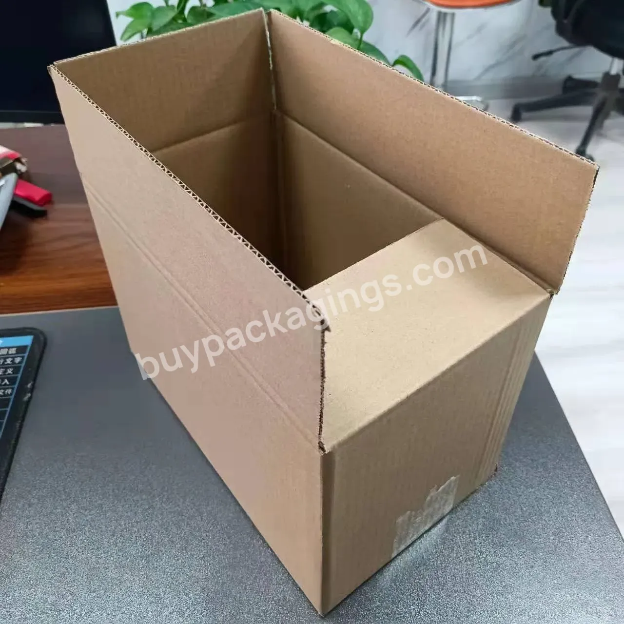 Logistics Five Layers Hardened Express Corrugated Paper Square Carton Wholesale Moving Packing Box