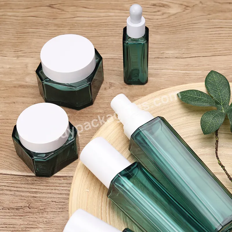 Luxury Cosmetic Bottle Set 30ml 60ml 120ml 150ml Plastic Bottle Set With 30g 50g Green Plastic Jars For Lotion Bottle