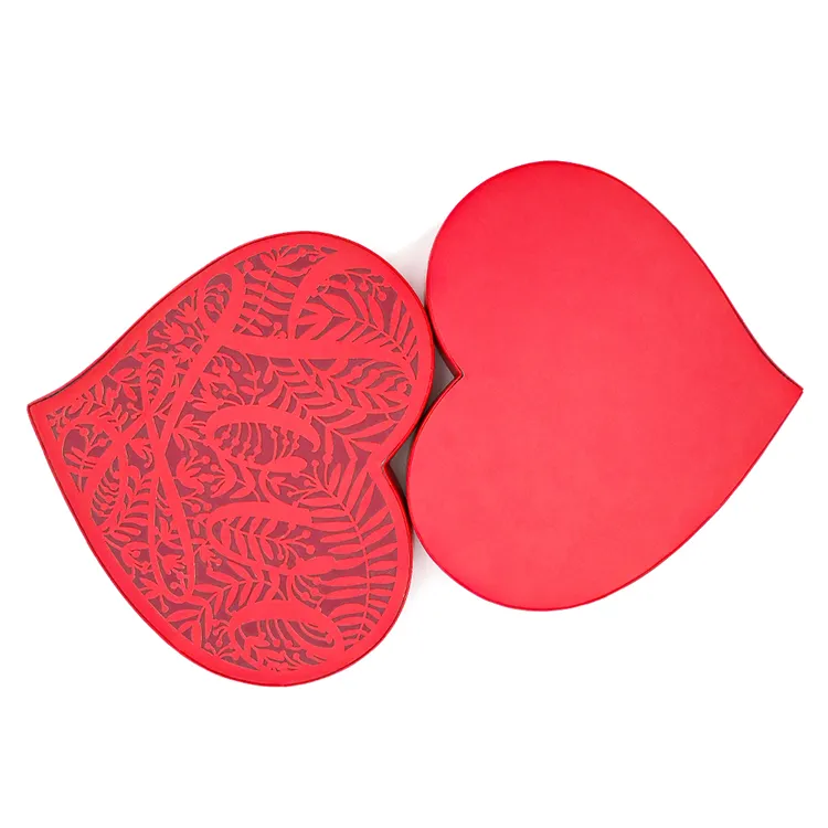 Luxury Heart Shape Jewelry Gift Box High Quality  Chocolate Gift Boxes  Red Heart Shape Paper Gift Box